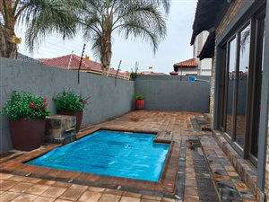 4 Bedroom Property for Sale in Wilkoppies North West